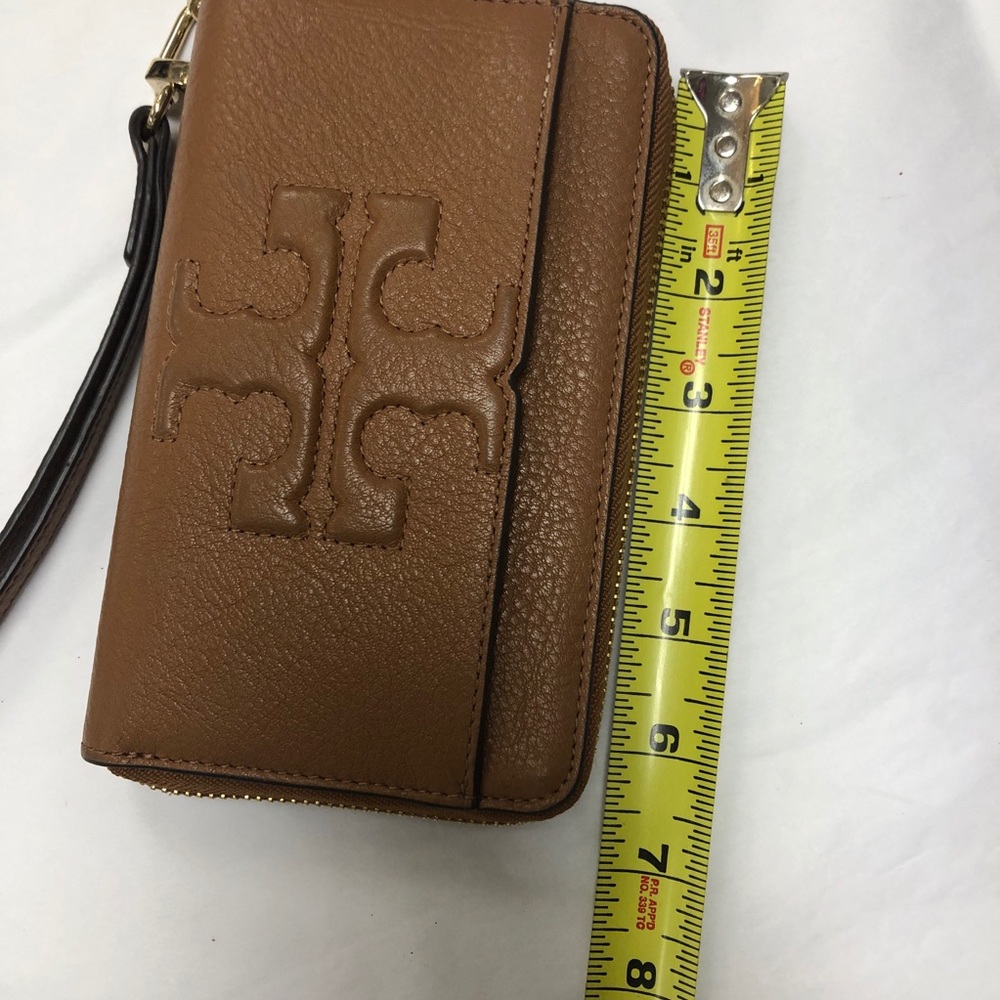 SOLD β€οΈTORY BURCH Dark Tan Leather Zip Wallet - Picture 4 of 8